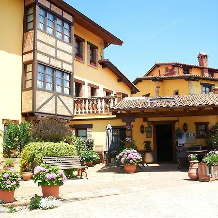 Szálloda La Solana Montanesa 3*