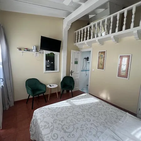 La Solana Montanesa 3* 코밀라스