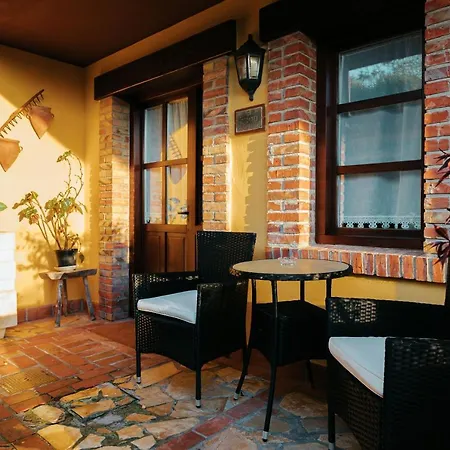 索兰纳蒙塔涅萨乡村旅馆 酒店 柯米拉斯