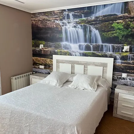 酒店 索兰纳蒙塔涅萨乡村旅馆 柯米拉斯