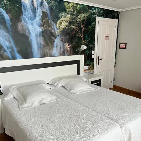 索兰纳蒙塔涅萨乡村旅馆 酒店 3*