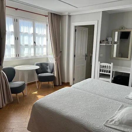 索兰纳蒙塔涅萨乡村旅馆 3*